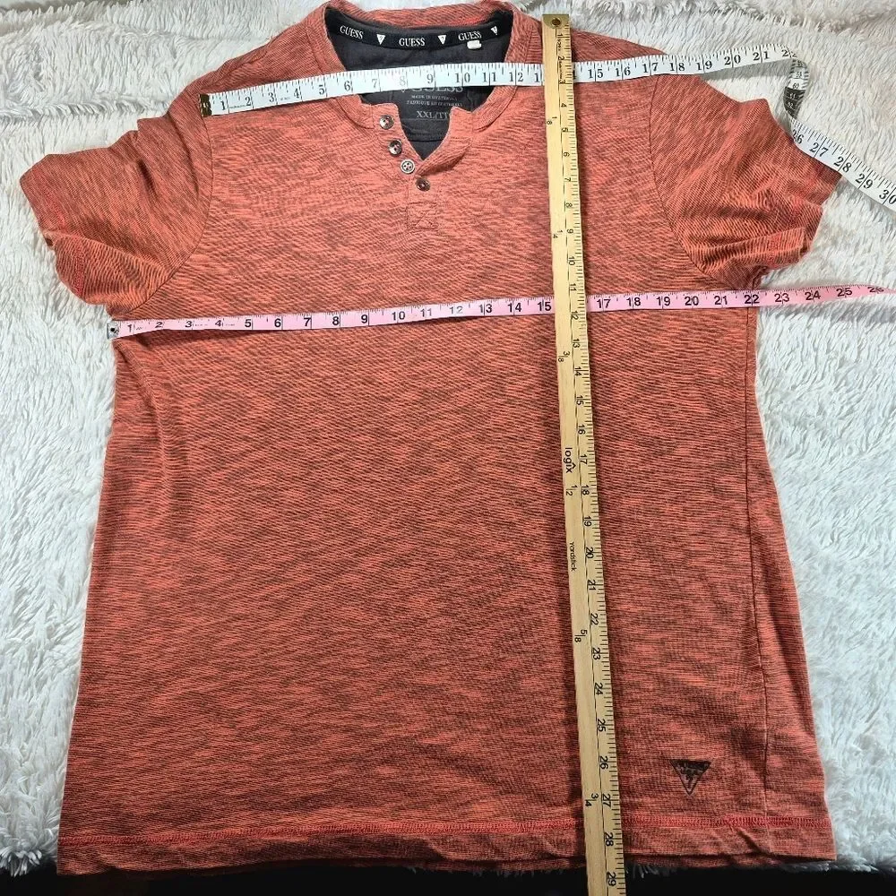 GUESS Burnt Orange Short Sleeve Henley Shirt Men's XXL - Picture 6 of 8